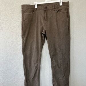 English Laundry Men's Olive-Brown Slim Chinos